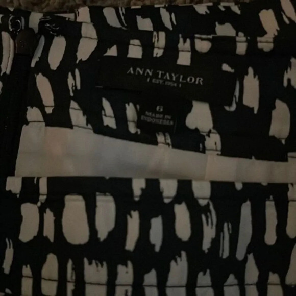 Ann Taylor‎ Pencil Skirt Size 6 - Picture 3 of 3